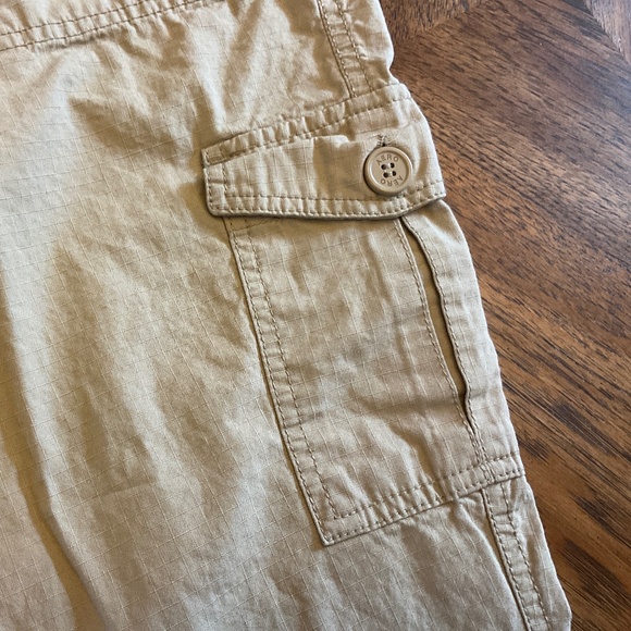 Aeropostale women’s lightweight pants - Picture 4 of 6